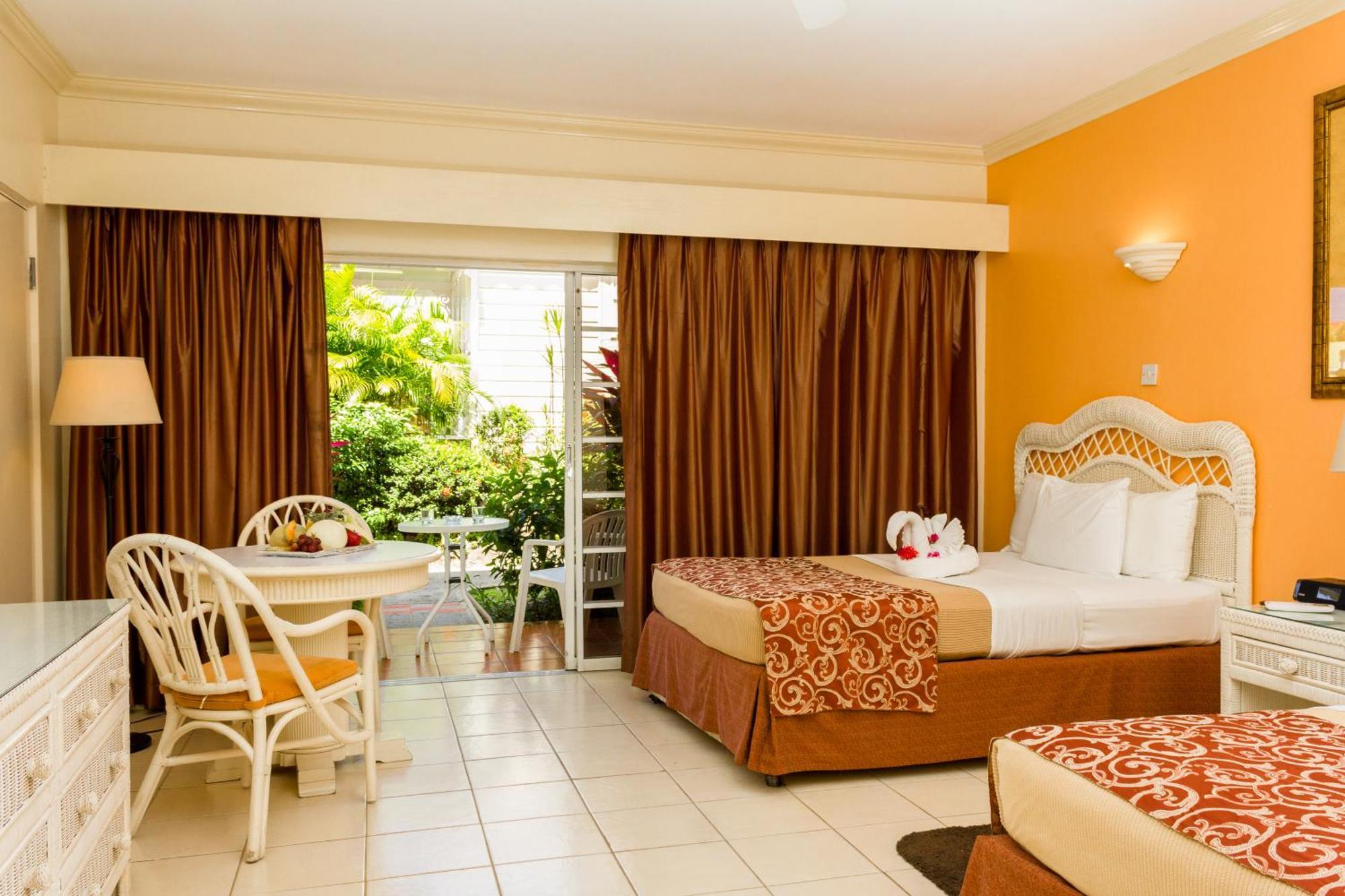 Bay Gardens Hotel Gros Islet Esterno foto